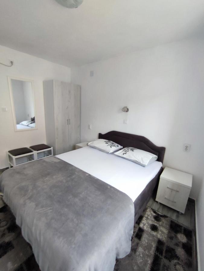 Apartment Rosic Perast Dış mekan fotoğraf