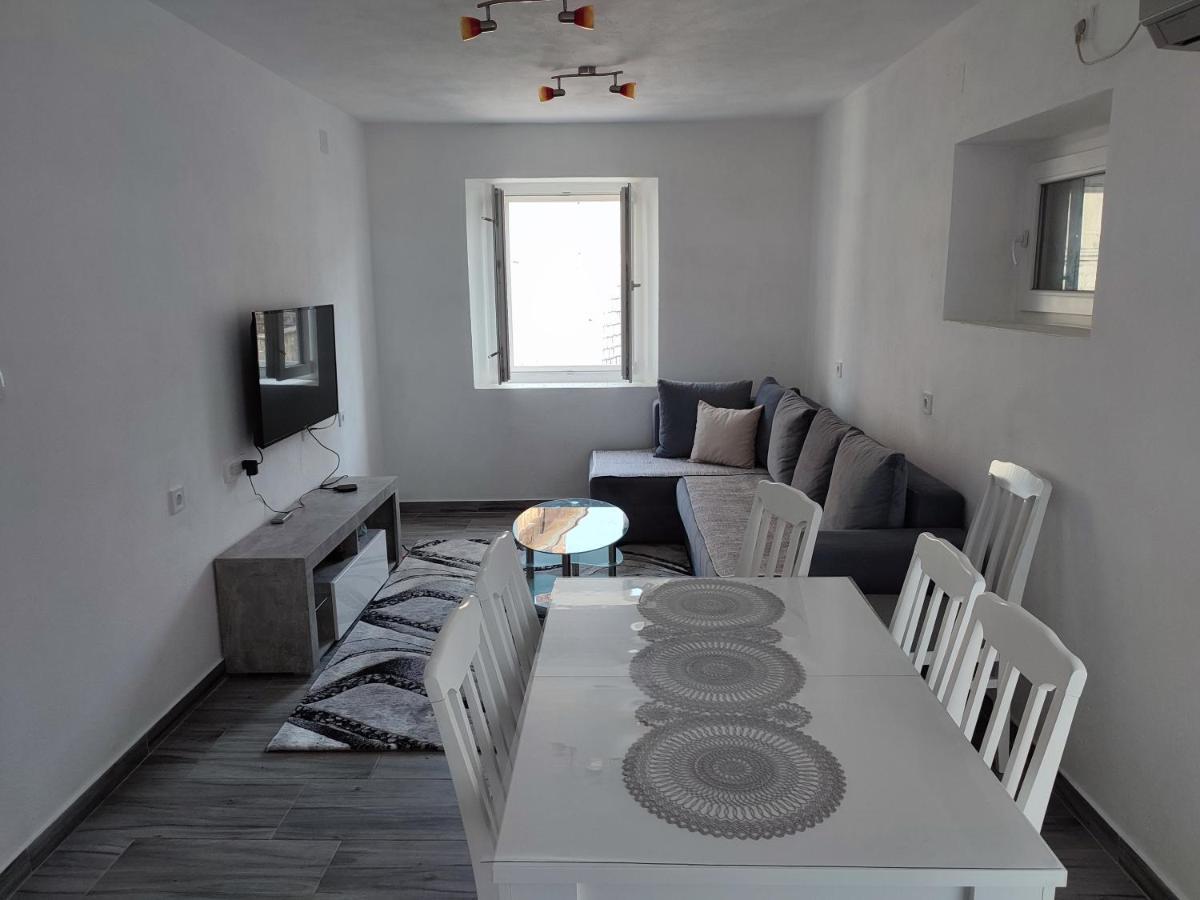 Apartment Rosic Perast Dış mekan fotoğraf